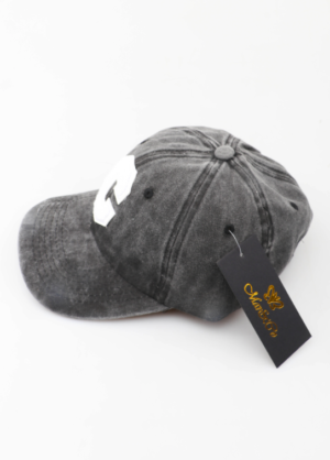 Casquette noire effet denim délavé lettre C