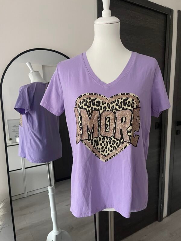 T-shirt imprimé léopard « AMORE » parme – Image 3