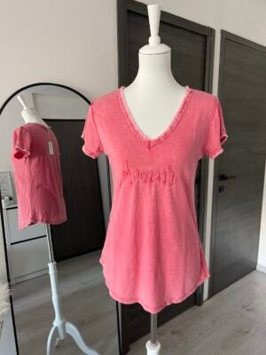 T-shirt côtelé imprimé « AMOUR » rose effet délavé