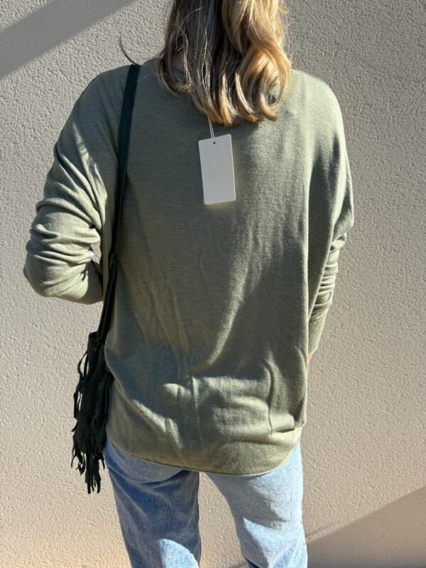 Pull fluide « Amour » kaki – Image 3